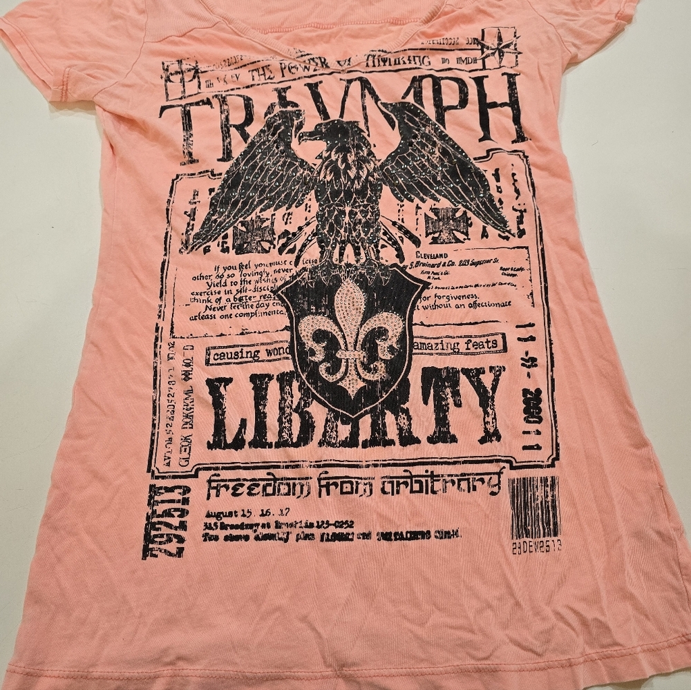Day trip Coral Graphic Tee